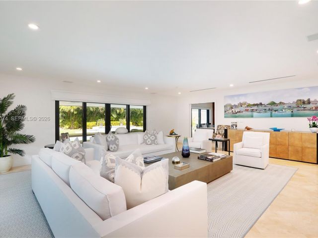 Дом в аренду по адресу 7322 Vistalmar St - фото 7471600