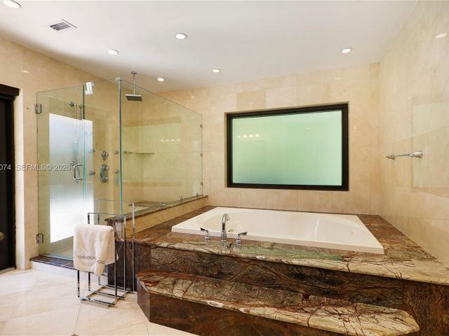 Дом в аренду по адресу 7322 Vistalmar St - фото 7471608