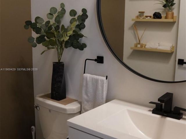 Дом в аренду по адресу 549 NW 204th St - фото 7480340