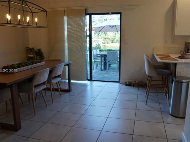 Дом в аренду по адресу 549 NW 204th St - фото 7480346