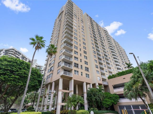 Продажа квартиры #806 - фото 7479095