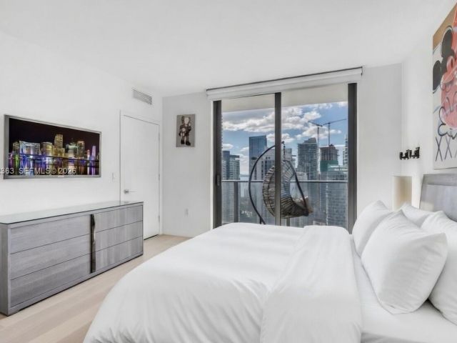 Продажа квартиры #3703 - фото 7508352