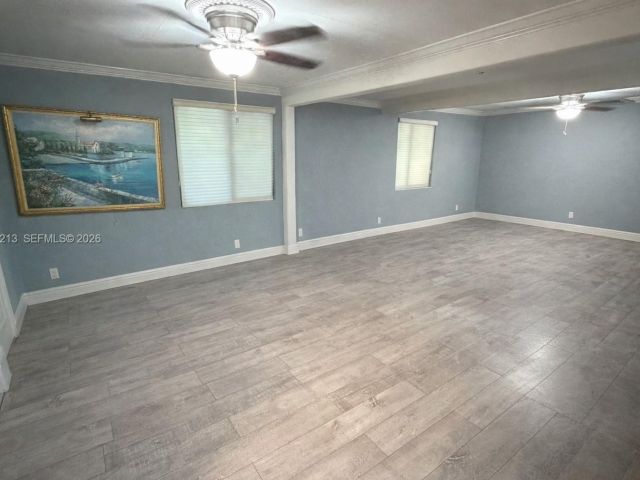 Продажа дома по адресу 6311 La Gorce Dr - фото 7469275