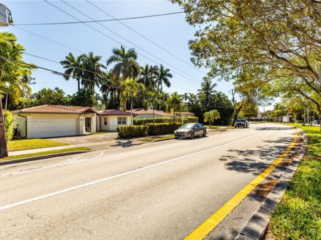 Продажа дома по адресу 4555 Alton Rd - фото 7469287