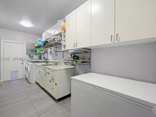 Продажа дома по адресу 1615 NE 196th St - фото 9288029