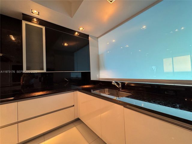 Продажа квартиры #3404 - фото 7480519