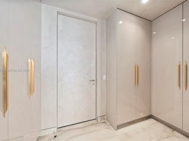 Продажа квартиры #4505 - фото 7495785