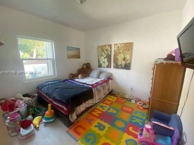 Дом в аренду по адресу 2239 Johnson St 0 - фото 7472978