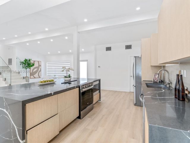 Продажа дома по адресу 2548 Tortugas Ln - фото 7483334