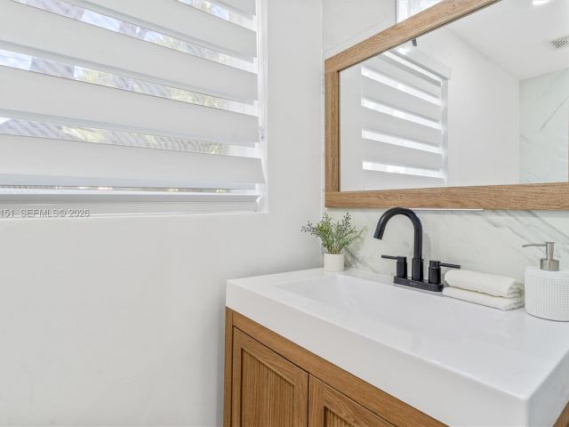 Продажа дома по адресу 2548 Tortugas Ln - фото 7483337