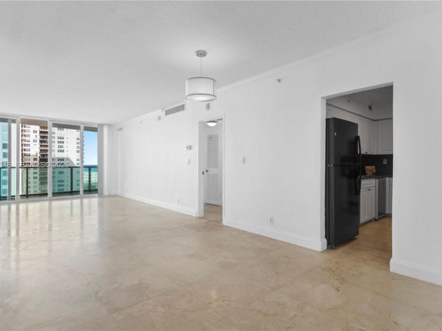 Продажа квартиры #1239 - фото 7477738