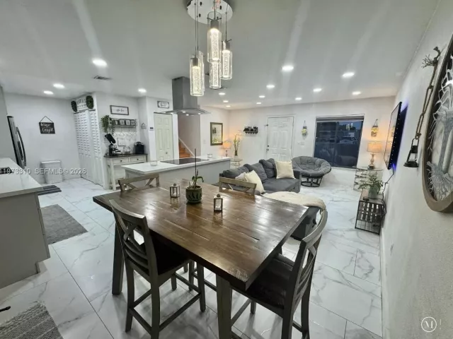 Продажа дома по адресу 5685 NW 194th Ln - фото 7480358