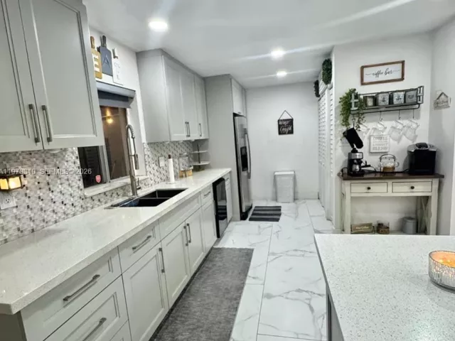 Продажа дома по адресу 5685 NW 194th Ln - фото 7480352