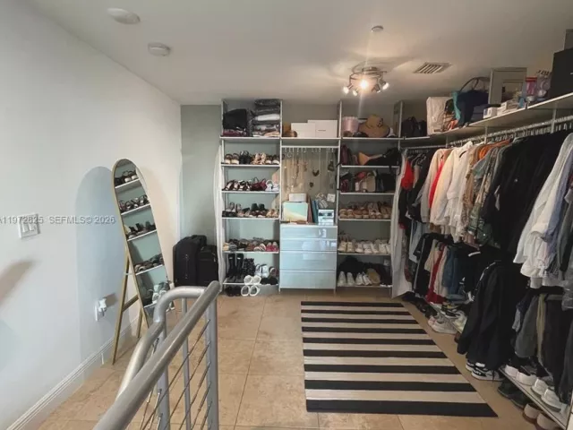 Продажа квартиры #410 - фото 7508428