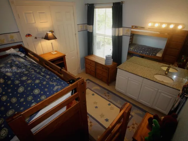 Продажа дома по адресу 7635 Ironhorse Blvd - фото 7451193