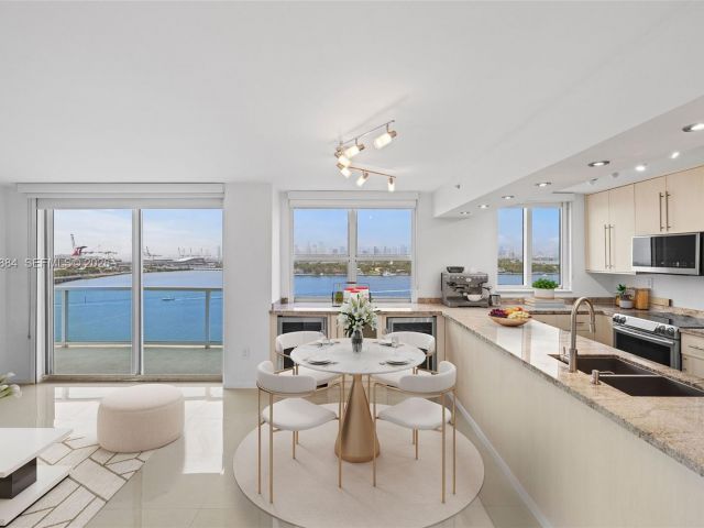 Продажа квартиры #1401 - фото 7508710