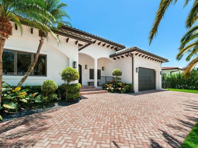 Продажа дома по адресу 1210 95th Street - фото 7478068