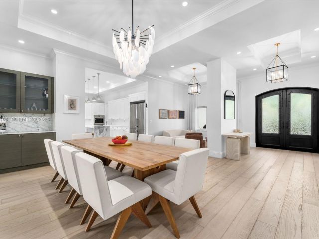 Продажа дома по адресу 1210 95th Street - фото 7478069