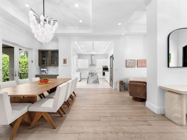 Продажа дома по адресу 1210 95th Street - фото 7478071