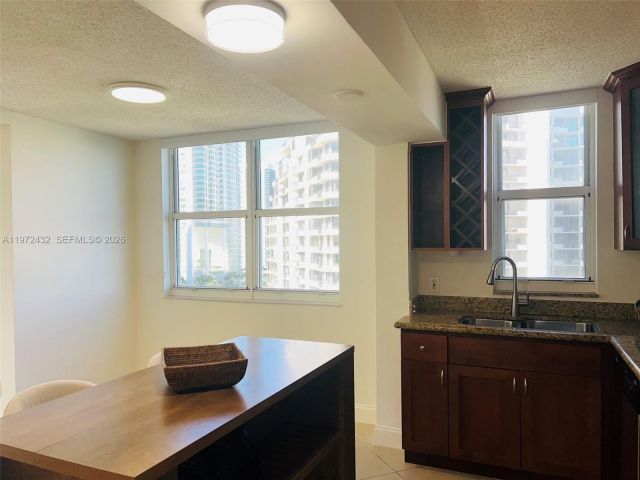 Квартира в аренду номер1601 - фото 7479085