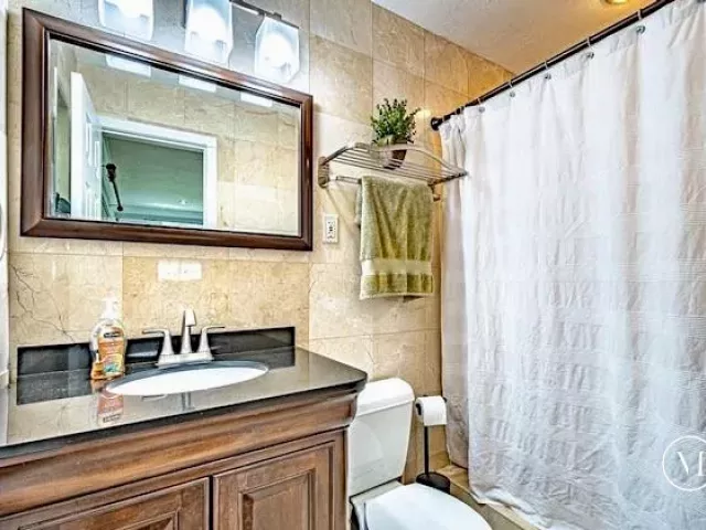 Продажа дома по адресу 1131 SE 5th Avenue - фото 9356961