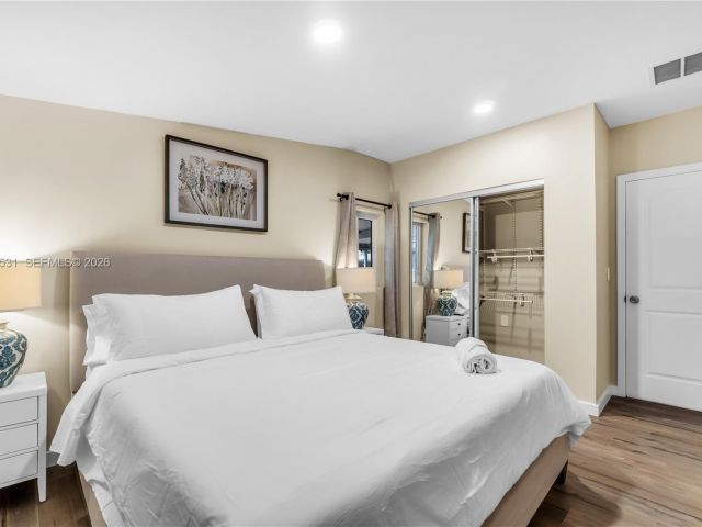 Продажа дома по адресу 13405 NW 6th Ave - фото 7475781