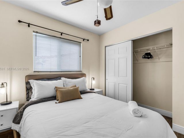 Продажа дома по адресу 13405 NW 6th Ave - фото 7475782