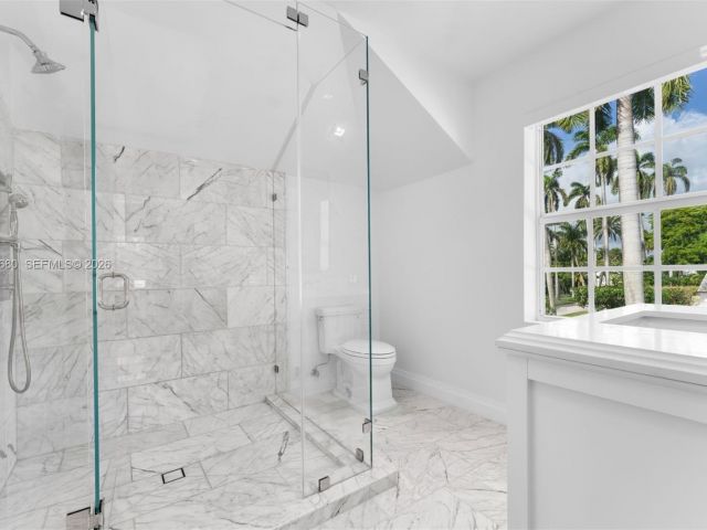 Продажа дома по адресу 6675 Roxbury Ln - фото 7469249