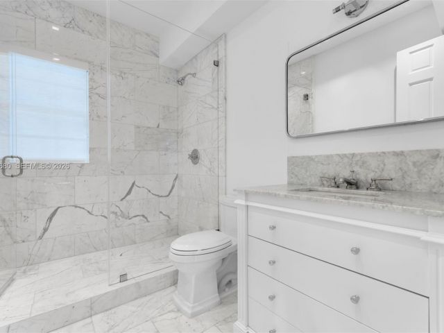 Продажа дома по адресу 6675 Roxbury Ln - фото 7469251