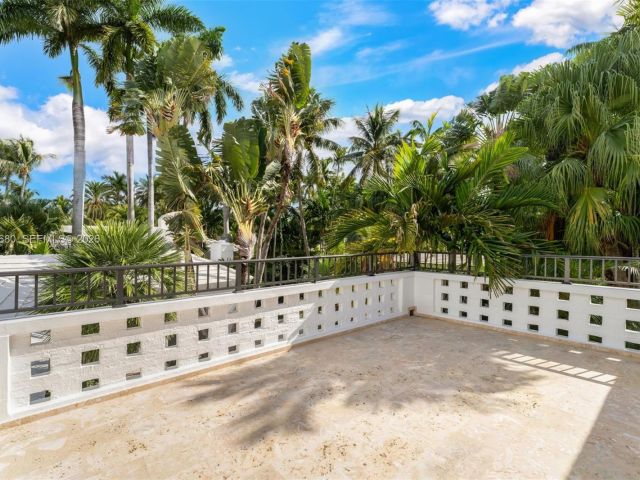 Продажа дома по адресу 6675 Roxbury Ln - фото 7469255