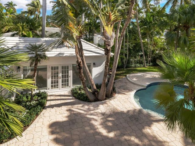 Продажа дома по адресу 6675 Roxbury Ln - фото 7469256