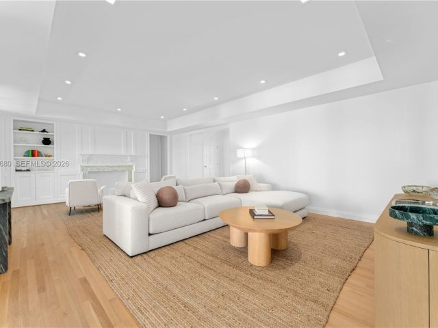 Продажа дома по адресу 6675 Roxbury Ln - фото 7469262