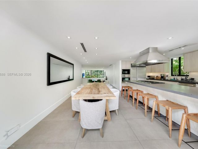 Продажа дома по адресу 2815 Regatta Ave - фото 7469236