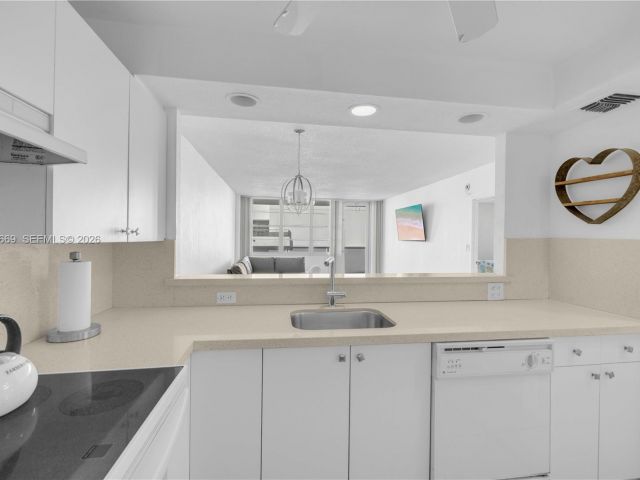 Продажа квартиры #905 - фото 7470176