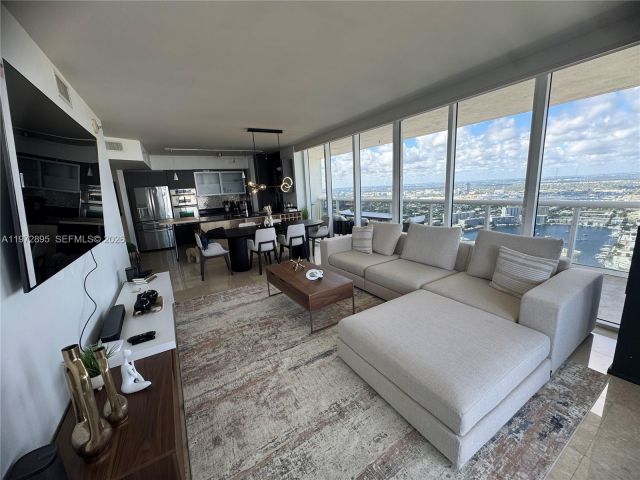 Квартира в аренду номер5008 - фото 7499686