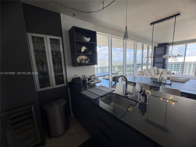 Квартира в аренду номер5008 - фото 7499705