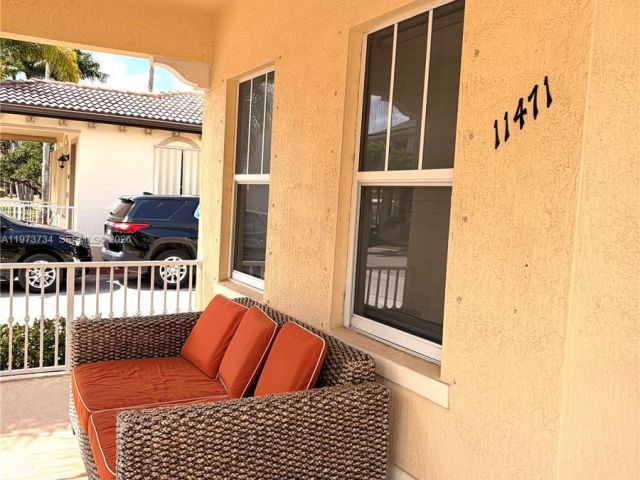 Дом в аренду по адресу 11471 SW 244th Ter NA - фото 7457378