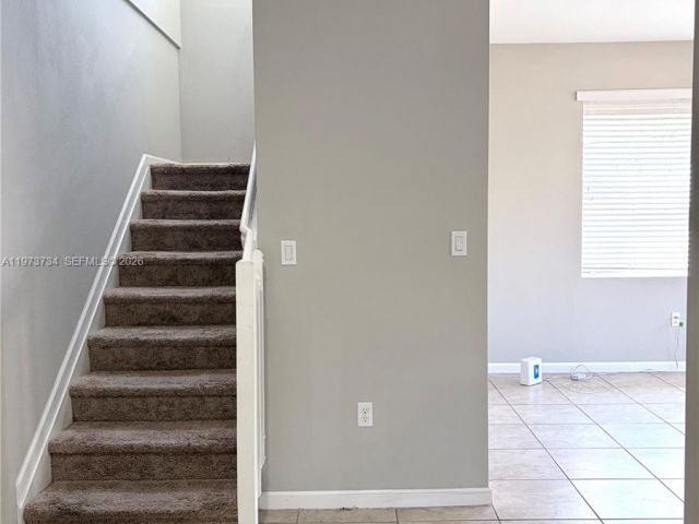 Дом в аренду по адресу 11471 SW 244th Ter NA - фото 7457391