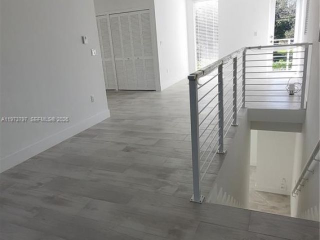 Дом в аренду по адресу 3787 Thomas Ave - фото 7518816