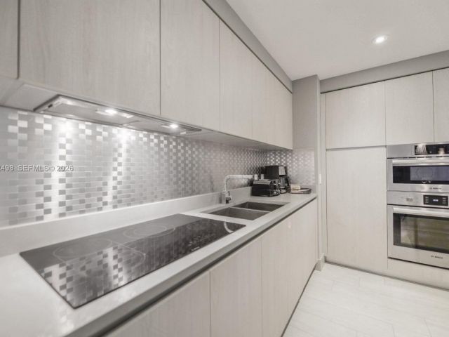 Продажа квартиры #T4005 - фото 7512950