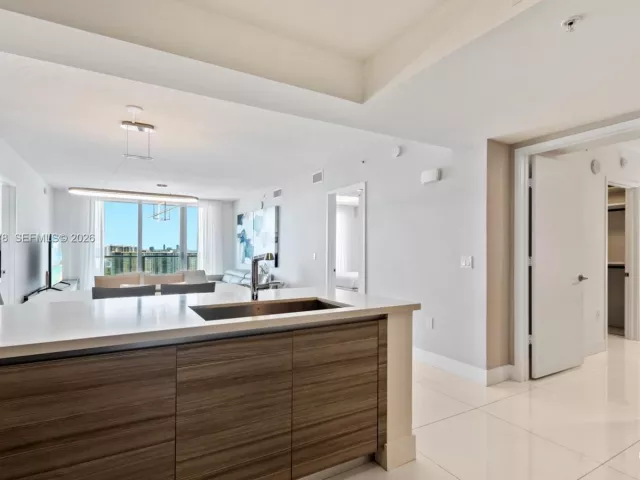 Продажа квартиры #4-1705 - фото 7489930