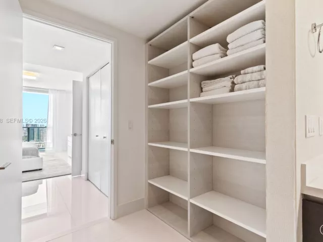 Продажа квартиры #4-1705 - фото 7489935