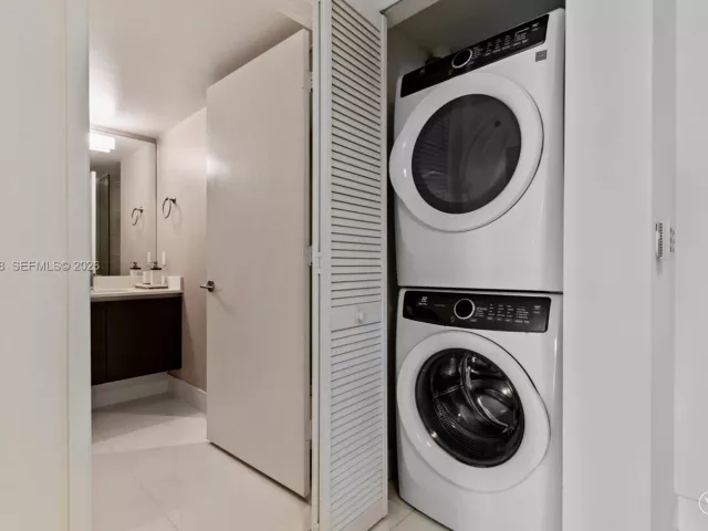 Продажа квартиры #4-1705 - фото 7489940