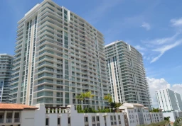 Квартира #4-1705