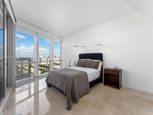 Квартира в аренду номер2405 - фото 7498695