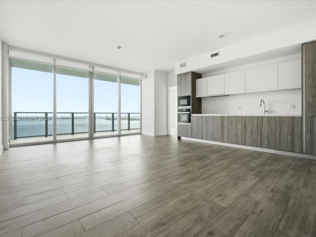 Продажа квартиры #3004 - фото 7491369