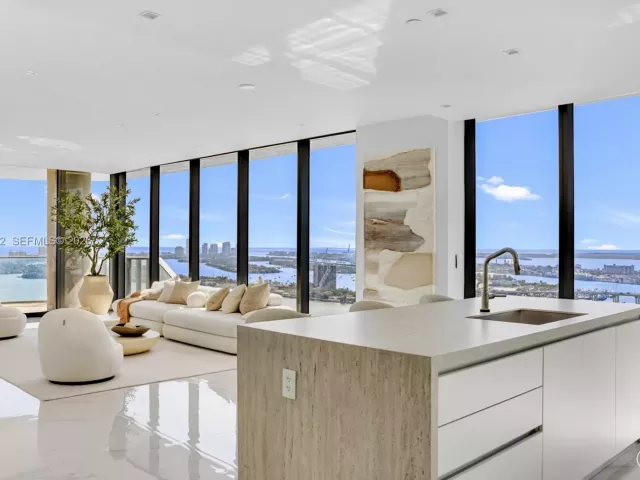 Продажа квартиры #4007 - фото 7489112