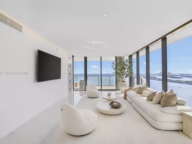 Продажа квартиры #4007 - фото 7489103