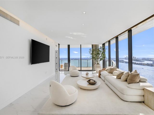 Квартира в аренду номер4007 - фото 7489076