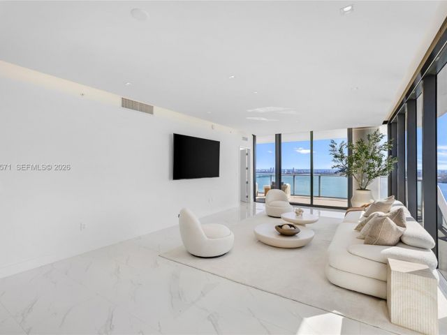 Квартира в аренду номер4007 - фото 7489077